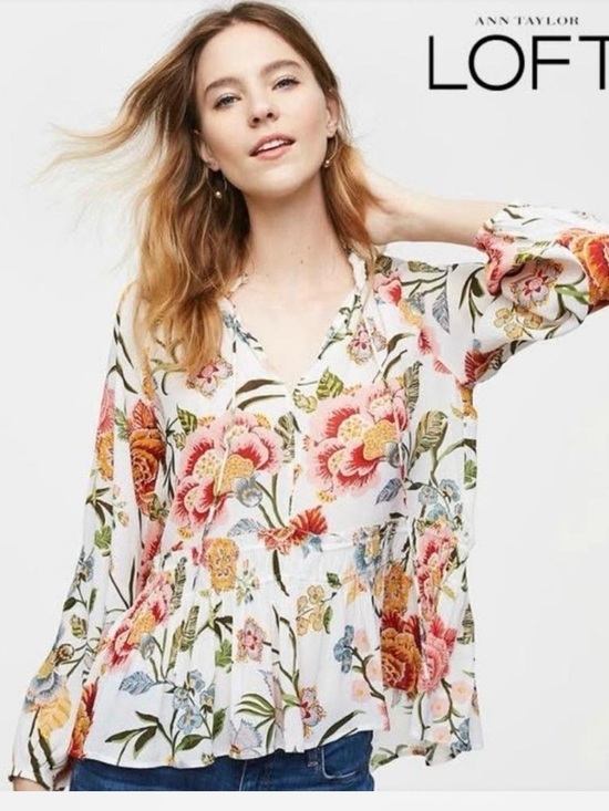 LOFT Tops - LOFT Floral Poppy Bloom Smocked Tie
Neck Boho Floral Blouse Cottagecore L Petite